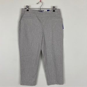 Apt. 9 Brynn Size 8P & Capri Inseam 20.25"